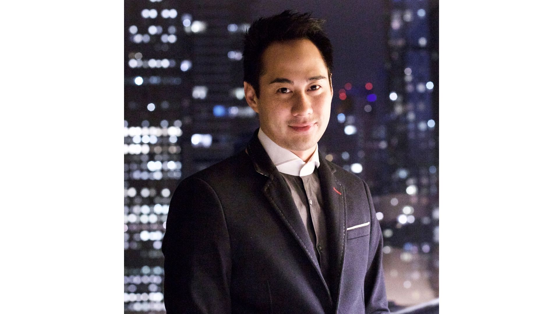 นายวิคเตอร์ ฮิวโก้ ผู้อำนวยการด้านการพัฒนาตลาดแบรนด์เรโซนาแห่งภาคพื้นเอเชีย