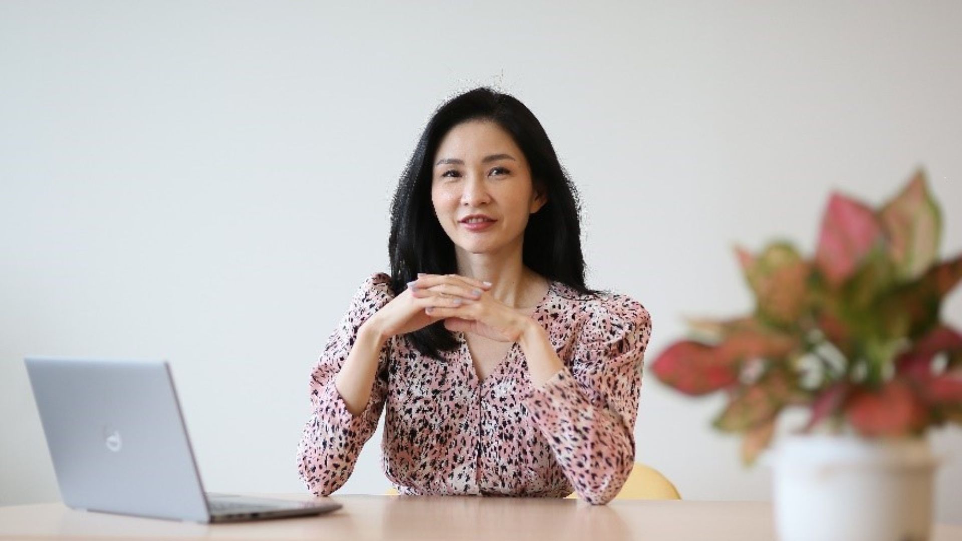 คุณวิชพร คณะพงษา ผู้อำนวยการการตลาดผลิตภัณฑ์ดูแลเส้นผม กลุ่มบริษัท ยูนิลีเวอร์ ประเทศไทย