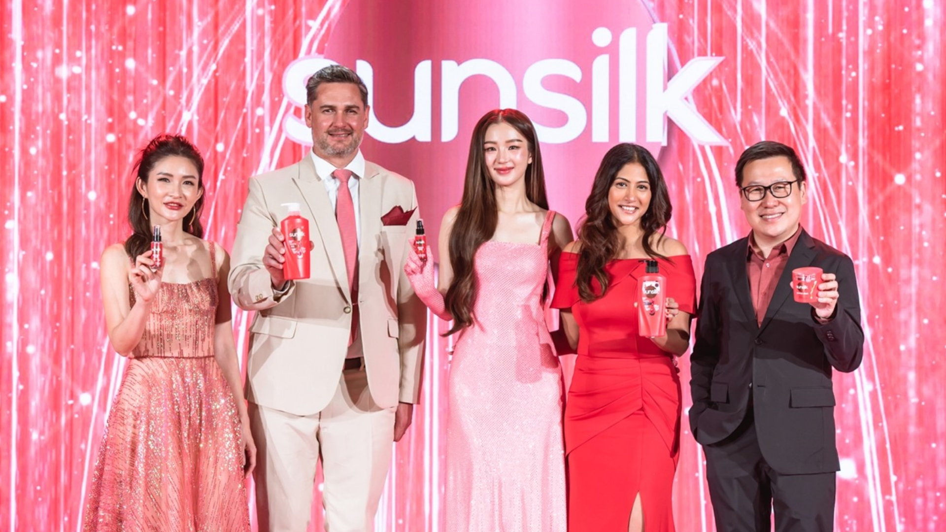 “ซันซิล” เปิดตัวผลิตภัณฑ์ใหม่ในรอบทศววรษ “ซันซิล ไดมอนด์ไชน์”