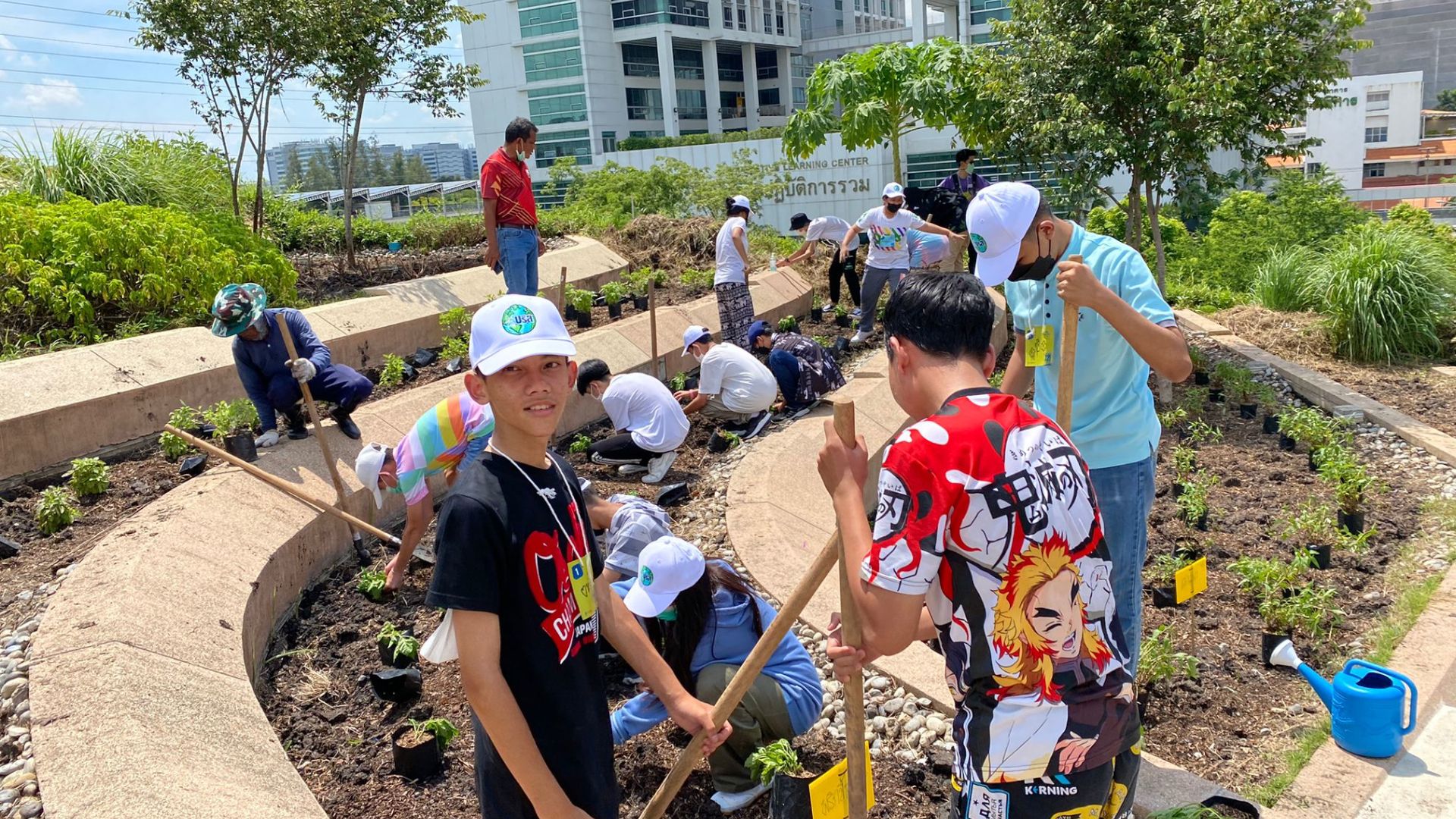 รูปกิจกรรม Dirt is good เยาวชนพรวนดิน